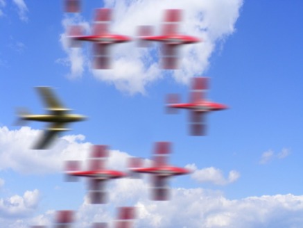 1/250 second shutter speed blur, © 2010, FreePhotoCourse.com, all rights reserved